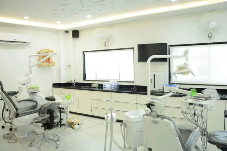 Advanced Dental Chair Setup at Nijanand Dental Clinic in Jamnagar